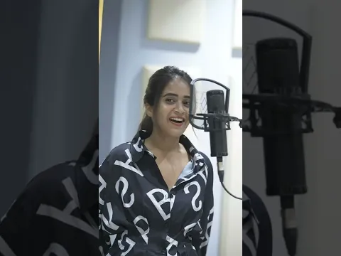 Download MP3 Deepthi Sunaina singing Chustu Chustune Rojulu Gadiche #Deepthisunaina #Shorts #Youtubeshorts #37