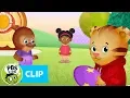 DANIEL TIGER S NEIGHBORHOOD Daniel Plays with Jodi and Miss Elaina PBS KIDS