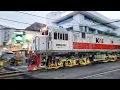 Download Lagu PANNING SHOOT KEBERANGKATAN KERETA MENJELANG MAGRIB