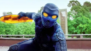 ولد بتقرصه نمله فبيتحول لبطل خارق وبيقضى على كل المجرمين فى المدينة 