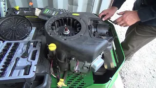 Oh no We have our first issue with the John Deere 0 turn mower Z355R Intek m44