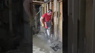 Milwaukee battery powered jackhammer Does it work