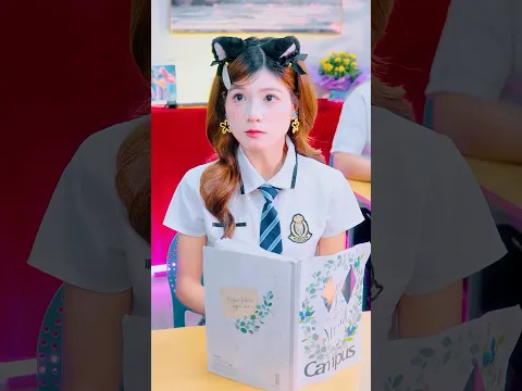 Hiding Snacks in Class… Try This Trick! 🍬🤫 #zunizuni