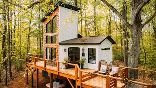 This Tiny House Treehouse is Unforgettable