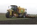 Download Lagu Bouwland bemesten met TerraGator 8133 en Veenhuis Terraject 300 - Dekker Vriezenveen (2017)