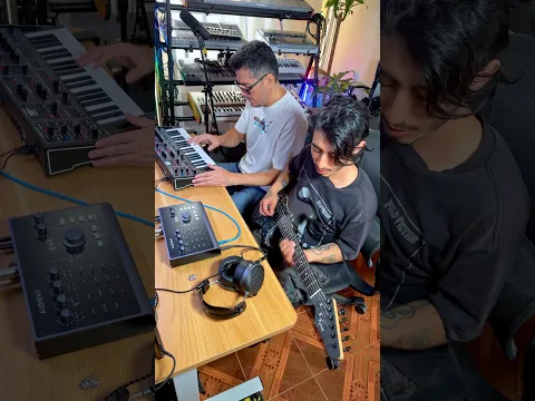 Bruno Mars - Treasure (Fourm Synth + Enya XMARI Guitar) #xmariguitar #enyaguitars