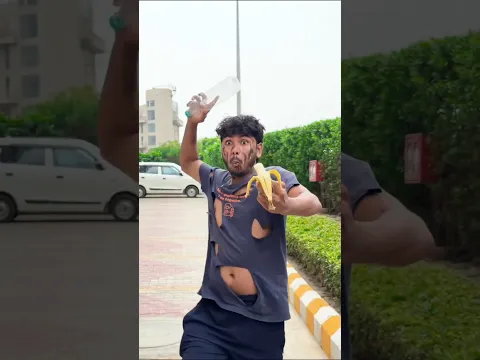 ભિખારી એ છોકરીને ગંદા ઈશારા કેમ કર્યા 😱 | #trending