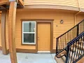 6037 SE Stark St