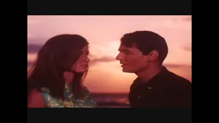أحضان الحبايب    عبد الحليم حافظ   من فيلم   ابي فوق الشجرة   دندنها