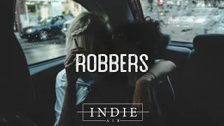 The 1975 - Robbers (Lyrics)