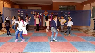 عرض الجيل الصح مدرسة السعودي للغات أ شيرين أ سحر ك عبدالرحمن كماتشو حفل عيد الطفولة 