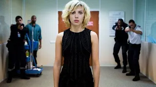 زنی که ظرفیت مغزش 100 درصد میشه خلاصه فیلم لوسی 