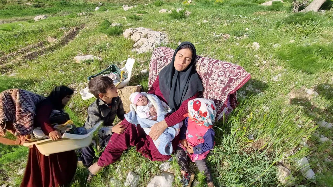 "Mountain Wanderer: A mother and her children's search for shelter"