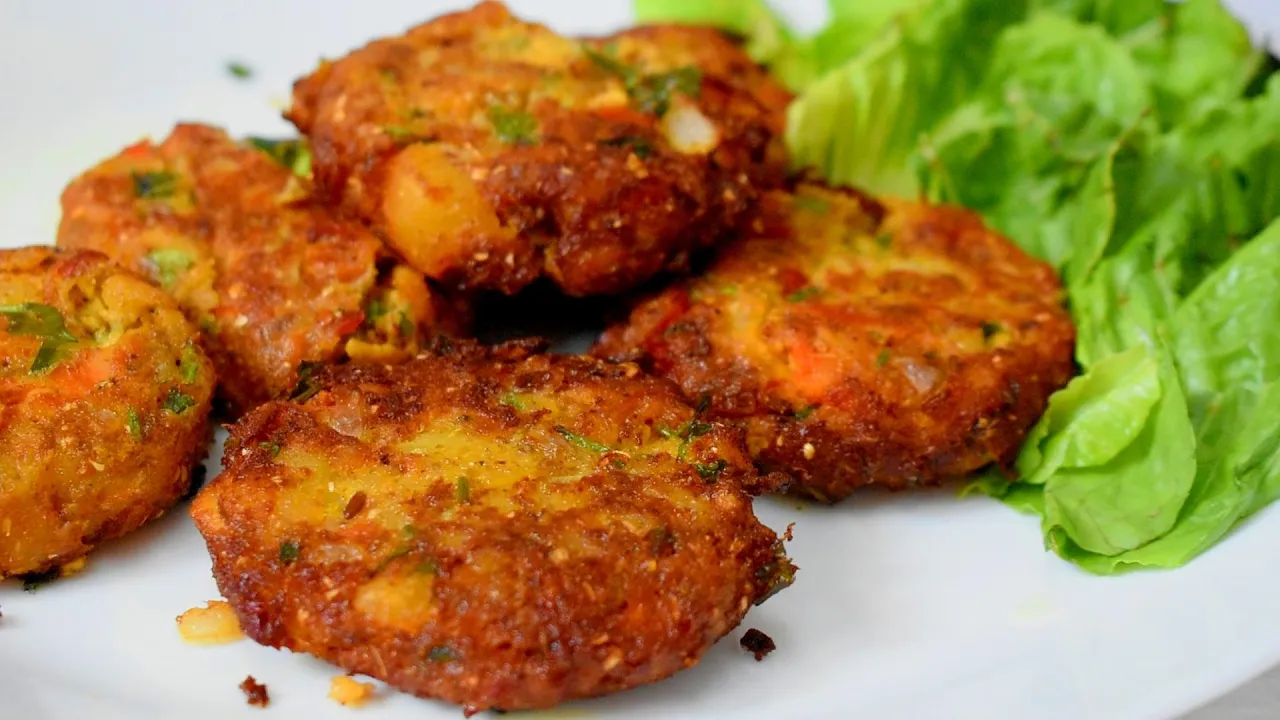 Mazaidar Chicken Tandoori Resha Kabab Recipe    Unique Style Resha Kabab Recipe by Lively Cooking