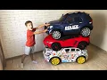 Download Lagu The cat drives big Power Wheel cars and prevents Mark from watching cartoons.