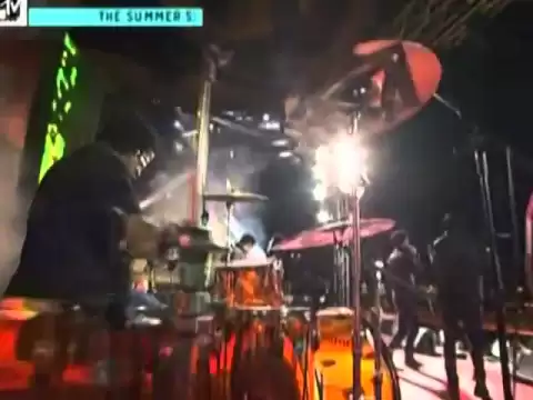 Download MP3 K'naan & Adam Levine - Bang bang (live@ Mtv The Summer Song 18-09-2010)