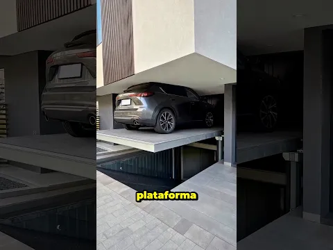 Este Hombre Destruyo El Auto de su Vecino 😲