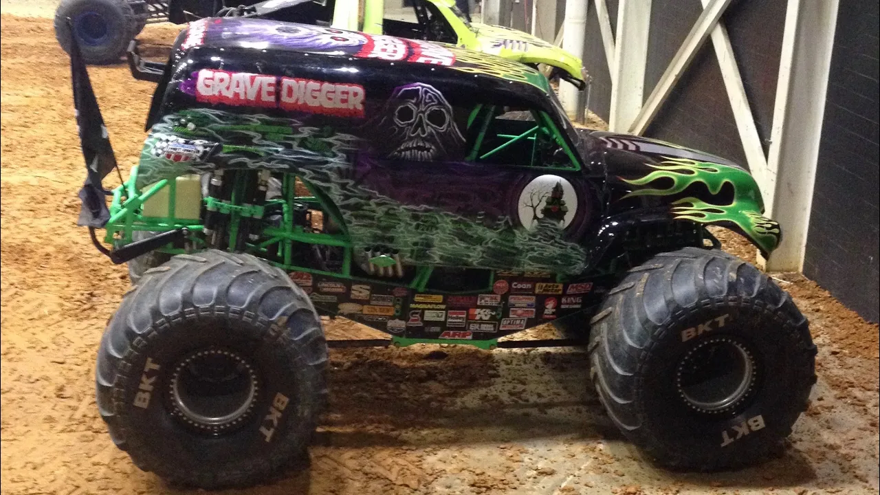 Grave Digger (Bad To The Bone)
