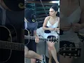 Jessie J - SINGING BANG BANG ACOUSTIC ON SET OF THE BANG BANG VIDEO
