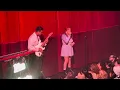 02 Pas Banale Lisa PARIENTE (Live Paris Le Trianon) / 12 avril 2025