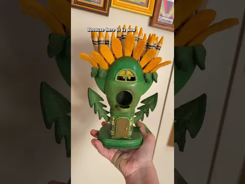 Making a dandelion fairy house 🧚✨ #dandelioncrayon