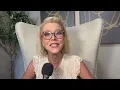 The Female Narcissist & Her "Queen Bee" DELUSION: She MUST Be Worshipped