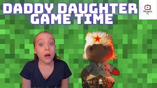 Download Daddy Daughter Game Time! - Minecraft Little Big Planet Mash Up! MP3