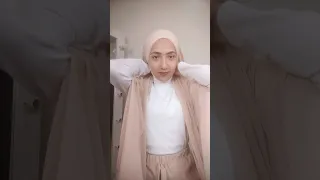 أزمة لون البندانة نفس لون الطرحة 