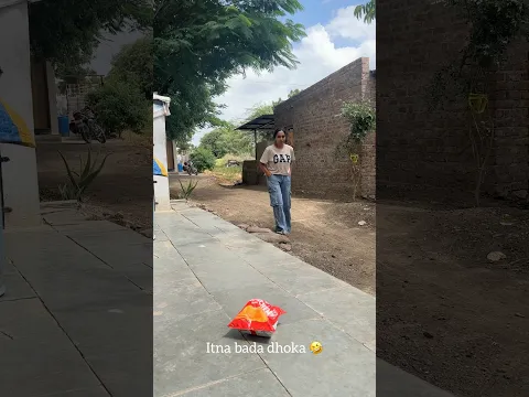 Don’t trust 😤#asheeya #comedy #fun #comedyshorts #duet #funny