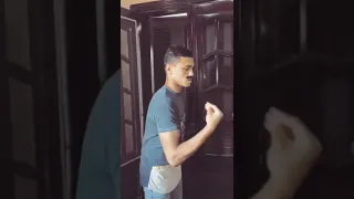 ابويا شافني وأنا مرمى في خطر وتحت فرشتي شايل قطر 