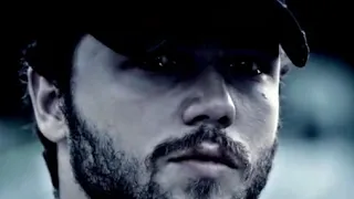 شب يبكي من وجع قلبو حالات واتس اب حزينه نغمت حزن على هيئت وجع 