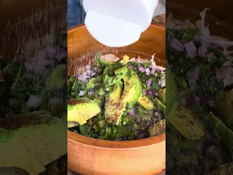 High Protein Chicken Guacamole in 5 Minutes! #recipe #viral
