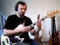 Download Lagu Percussive slap bass - STEP GROOVE
