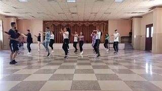 من تدريبات فرقة وطن للفنون الشعبية 