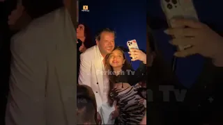 المعجبة الأجرأ تقب ل راغب علامة في حفله في الساحل الشمالي 