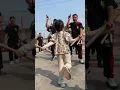 Download Lagu A spirited 5-year-old girl (#Guangdong province) joined local #Yingge dance team to dance together!