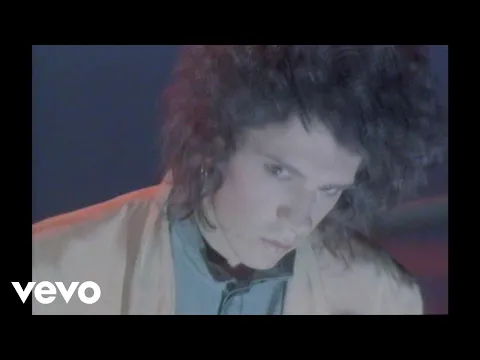 Indochine - Tes yeux noirs (Clip officiel) - YouTube thumbnail