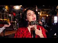 Download Lagu Tatiana Eva-Marie \u0026 Avalon Jazz Band - Bésame Mucho (in FRENCH)