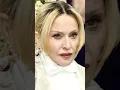 Download Lagu Wat is er met Madonna's gezicht gebeurd?