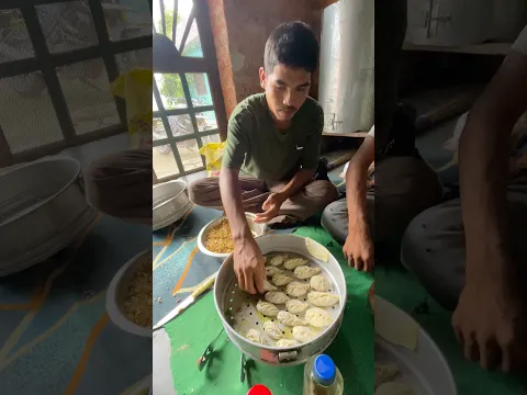 Hipopi Making Super Juicy Momo 😳#shorts