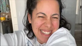 Messy Hair and Cozy Hang out!! No new video today but come chill with me 🥰