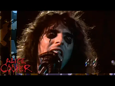 Clipe de Public Animal #9 - Alice Cooper