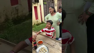 Family ke sath funny Food eating challenge kar rahe hain Ayaan babu 😍😋 #foodlover 