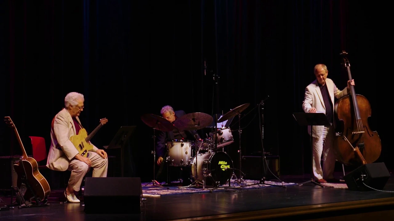 The One or the Nine: Dylan Taylor, Larry Coryell, Mike Clark The One or the Nine: Dylan Taylor, Larry Coryell, Mike Clark