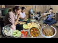 Download Lagu Pork Leg \u0026 Lentils Mix Curry Cooking in Village Style | Pork Recipe with Rice | Nepali Village Vlog