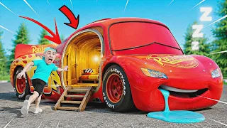 ENTREI DENTRO DA CABEÇA DO RELÂMPAGO MCQUEEN!! 😱💥 - Garrys Mod