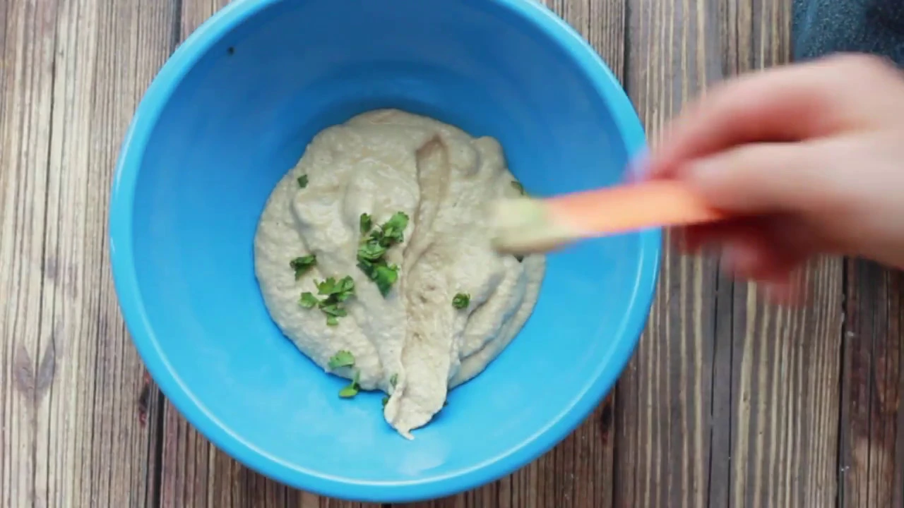 Teaching Kids to Make their Own Hummus Snack