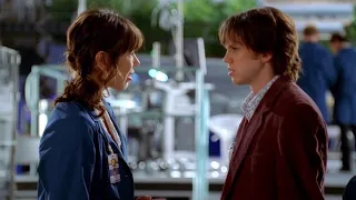 Bones 1x3 A Boy in a Tree but it s just Zack Addy
