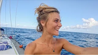 STUCK in the doldrums ALONE on my 50 ft boat in the middle of the PACIFIC OCEAN [ep 164]