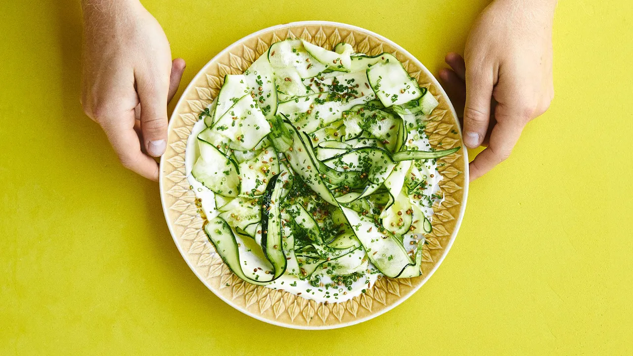 Rezept: koreanischer Zucchinisalat | gesund und lecker | Vegan